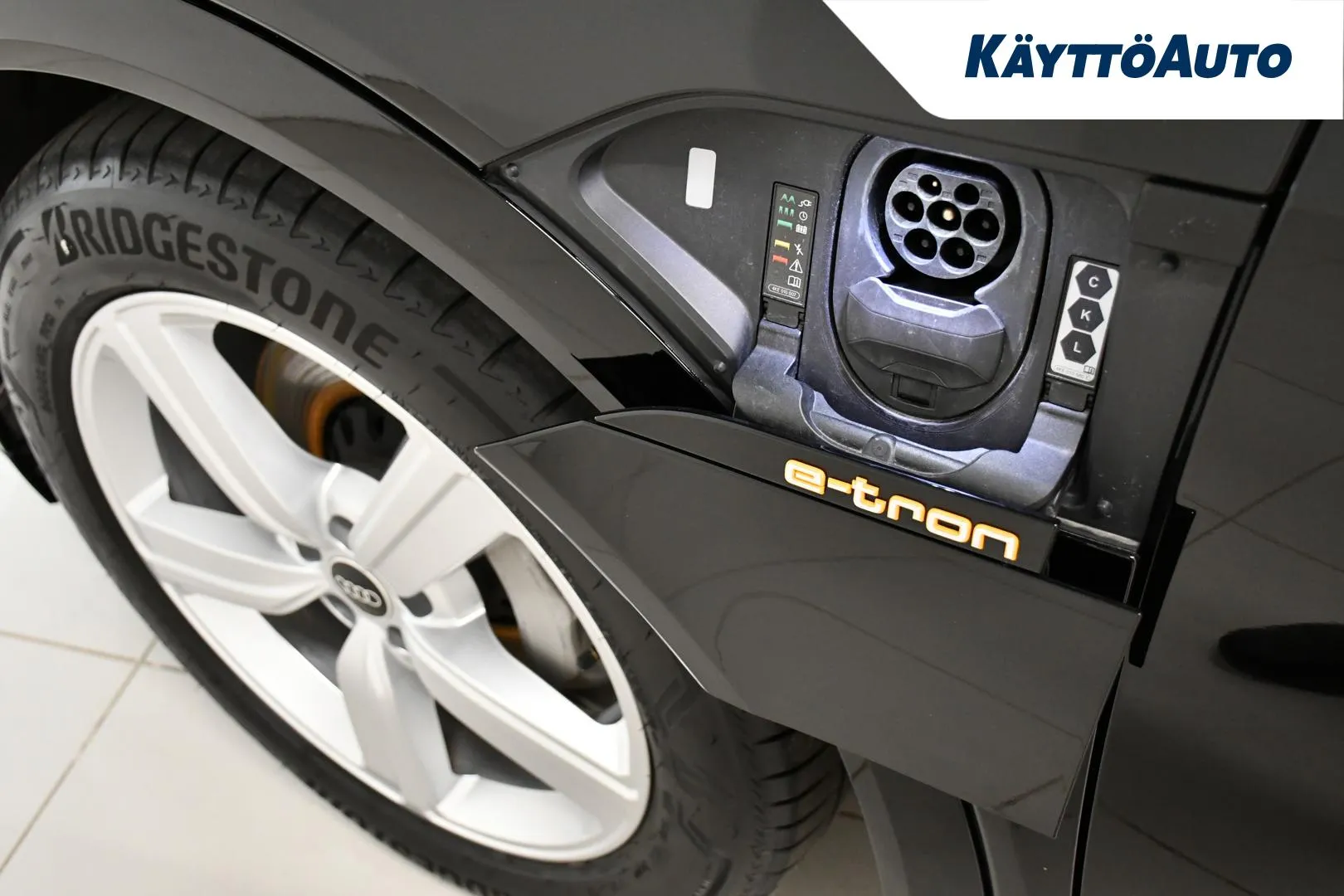 AUDI e-tron JMR-343 carousel image