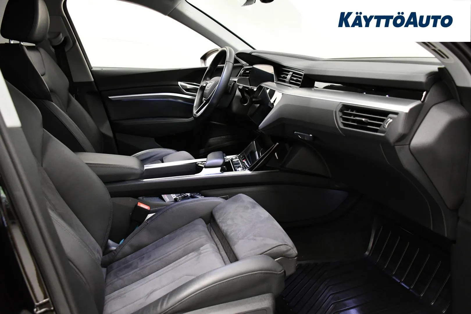 AUDI e-tron JMR-343 carousel image