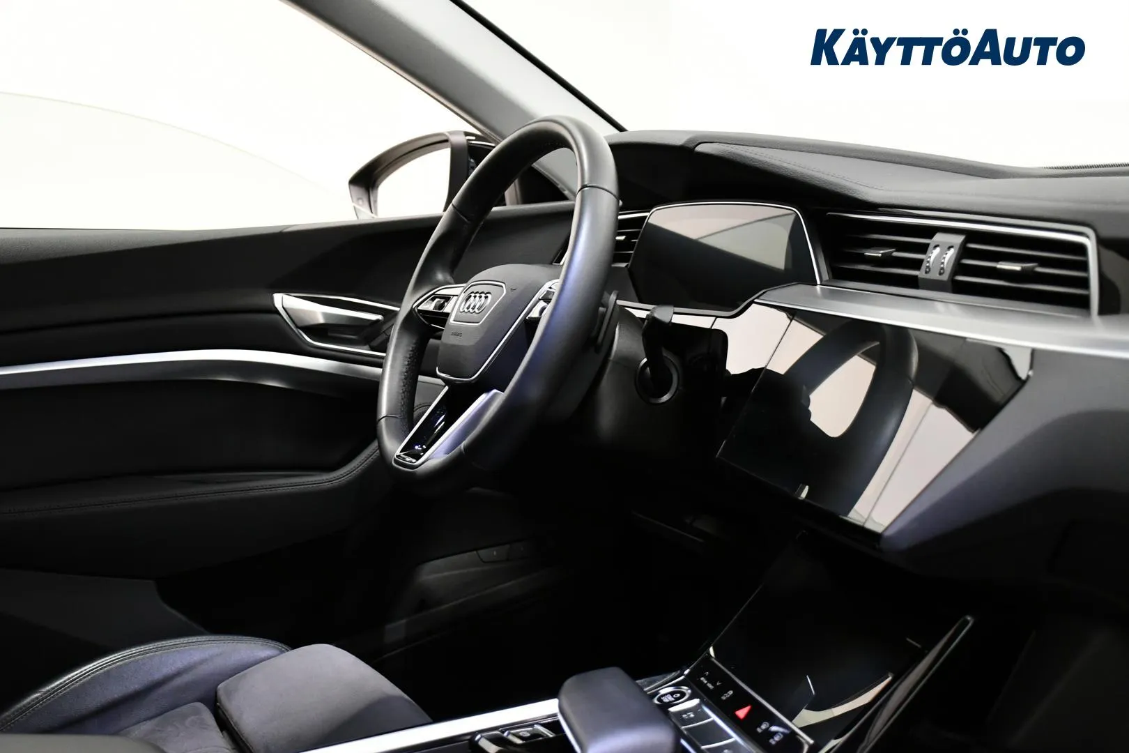 AUDI e-tron JMR-343 carousel image