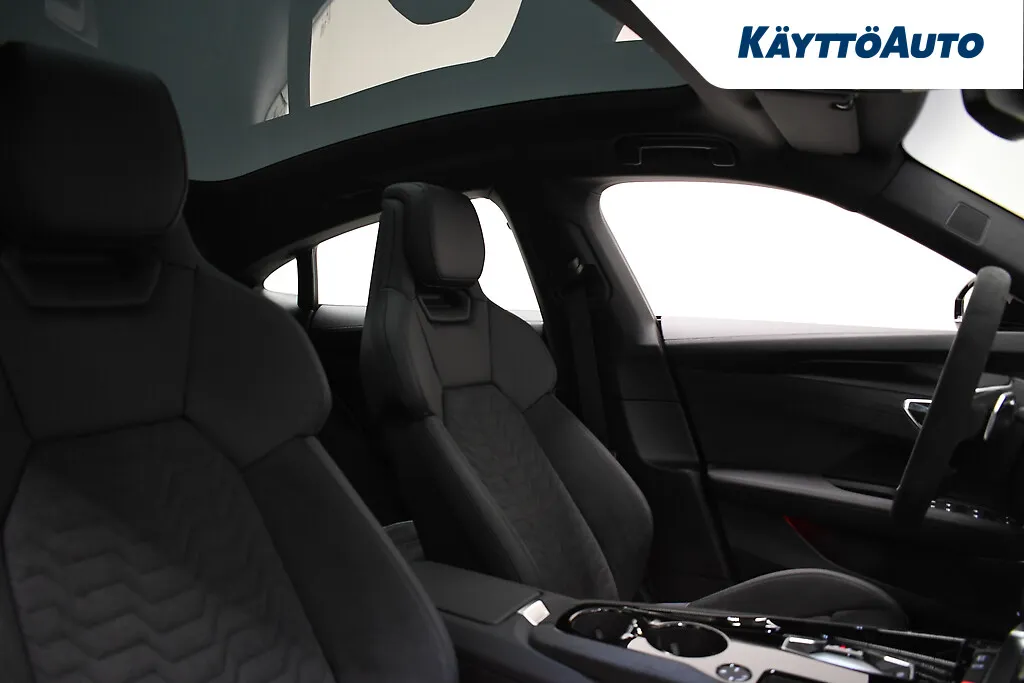 AUDI e-tron GT MOU-273 carousel image