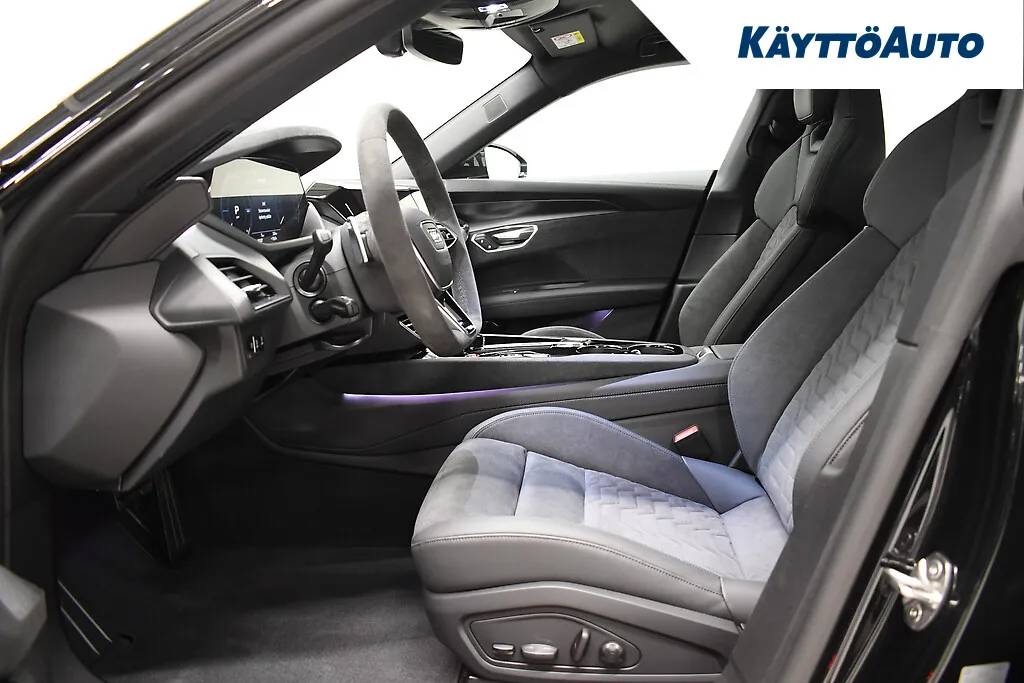 AUDI e-tron GT MOU-273 carousel image