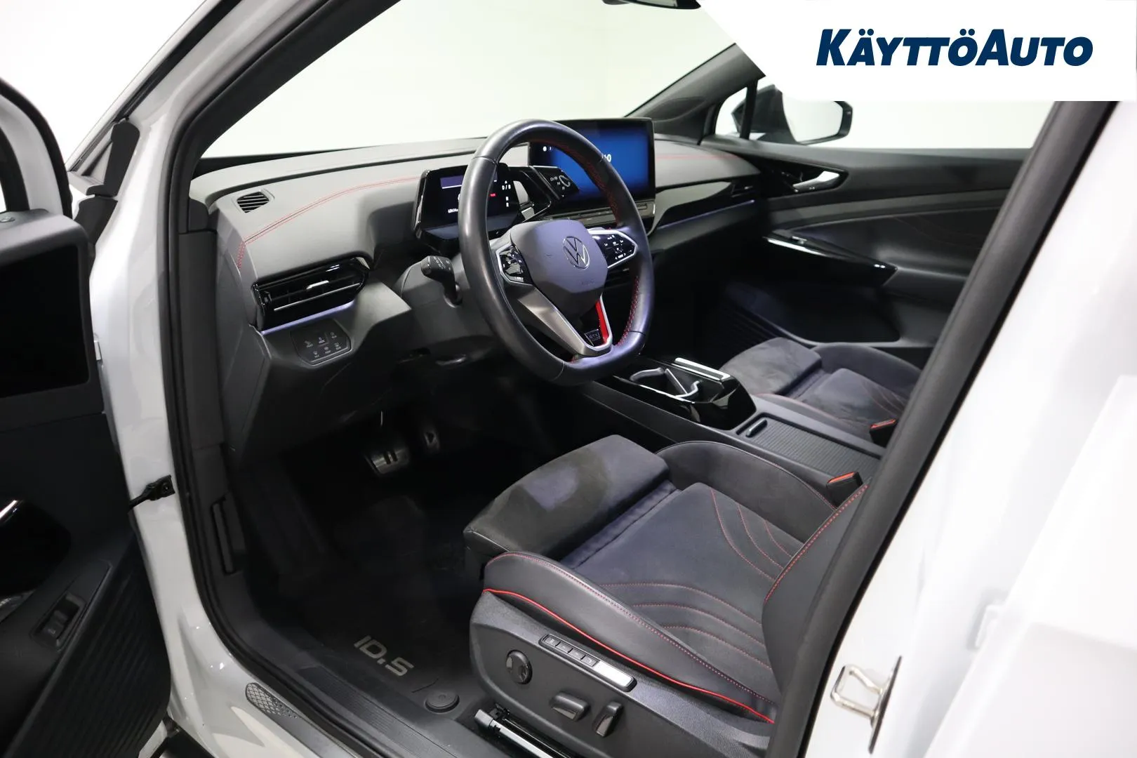 VOLKSWAGEN ID.5 CRI-375 carousel image