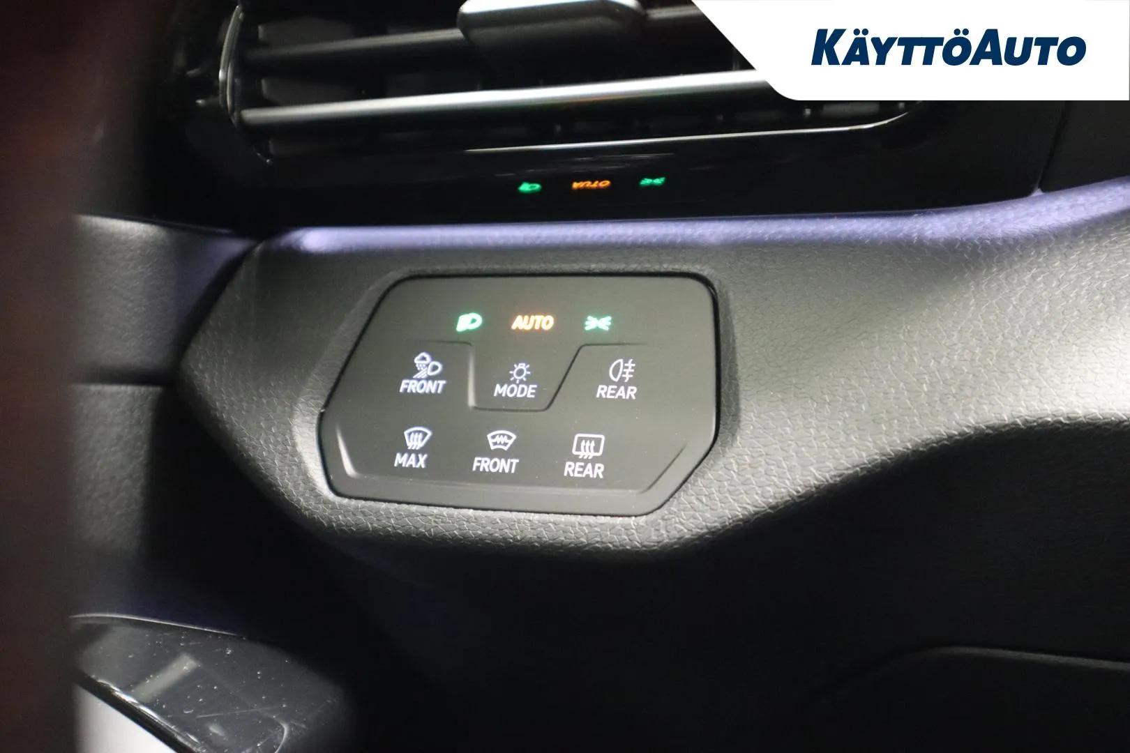 VOLKSWAGEN ID.5 CRI-375 carousel image