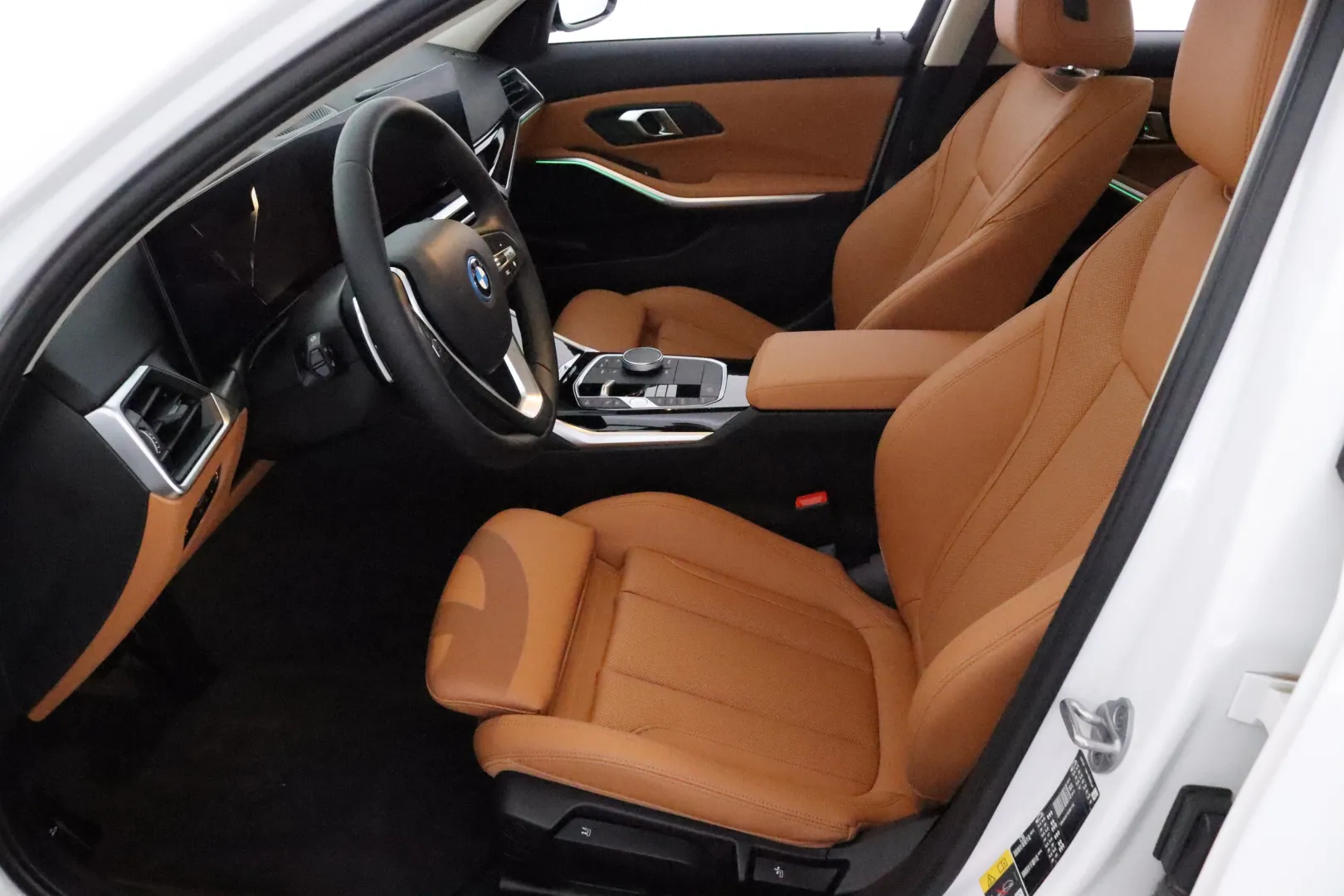 BMW 330 MPS-128 carousel image