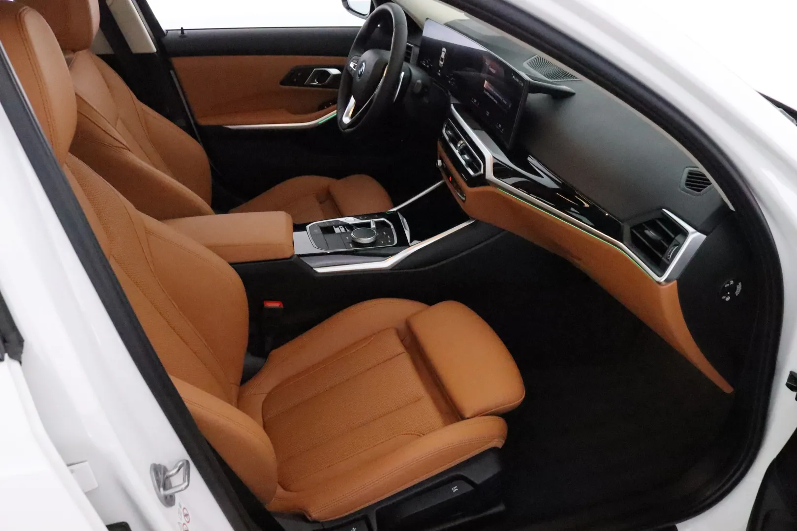 BMW 330 MPS-128 carousel image