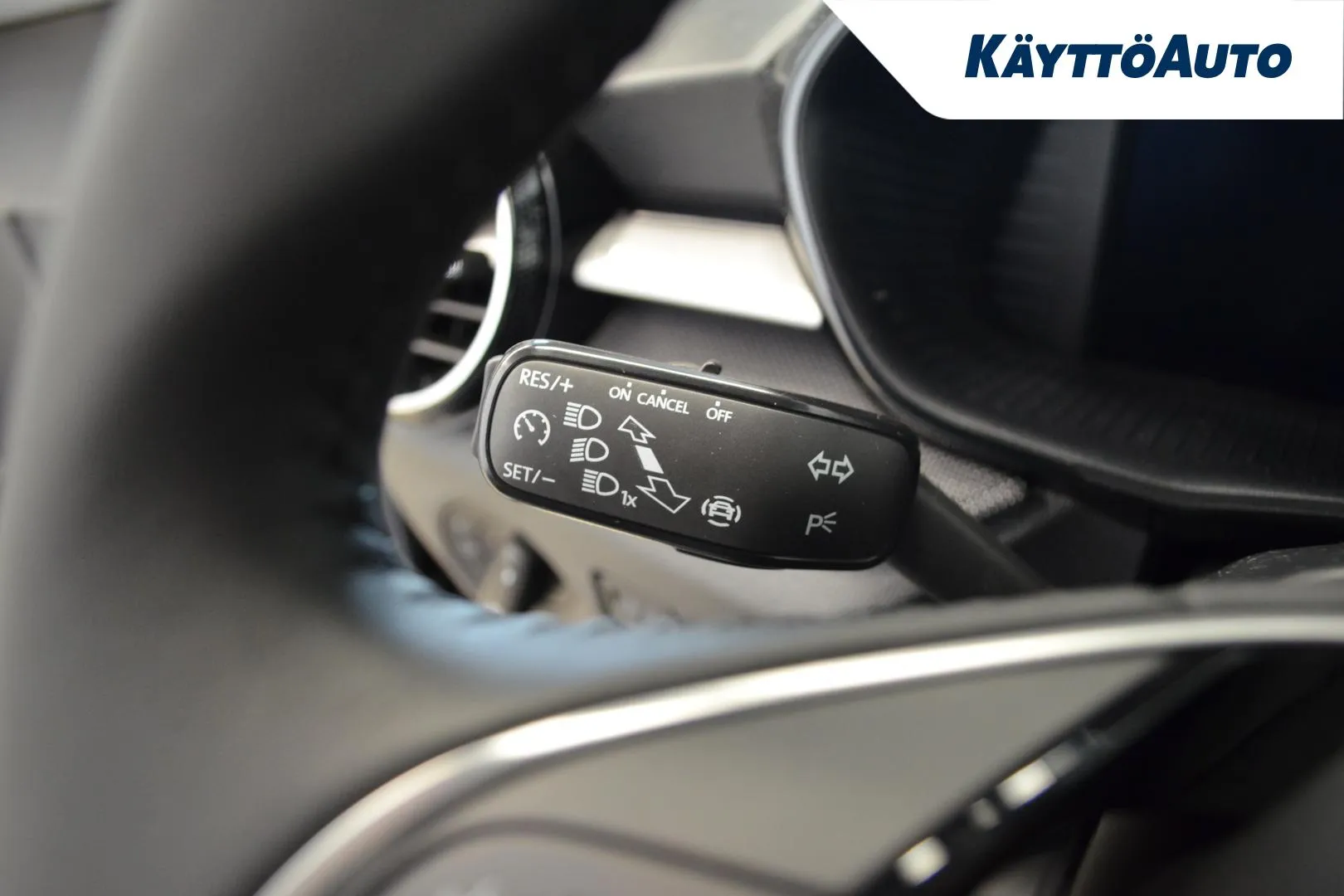 Skoda Fabia JNF-295 carousel image