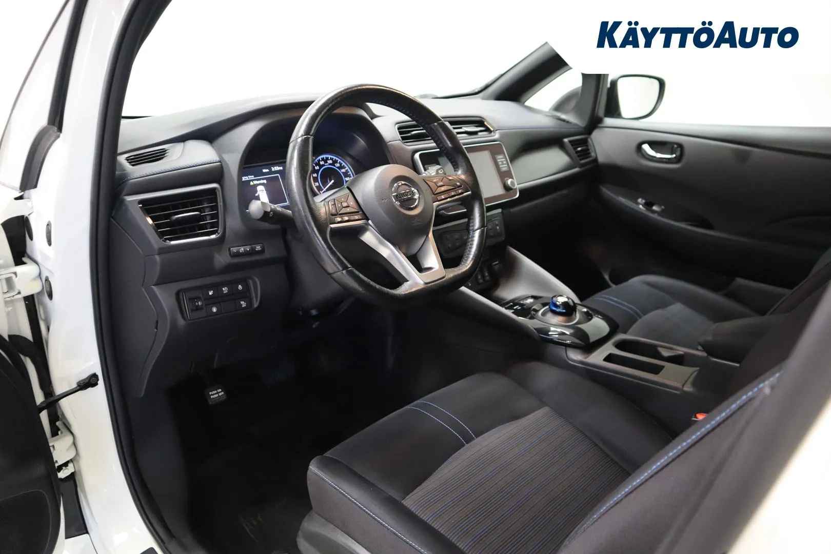 NISSAN Leaf FPP-974 carousel image