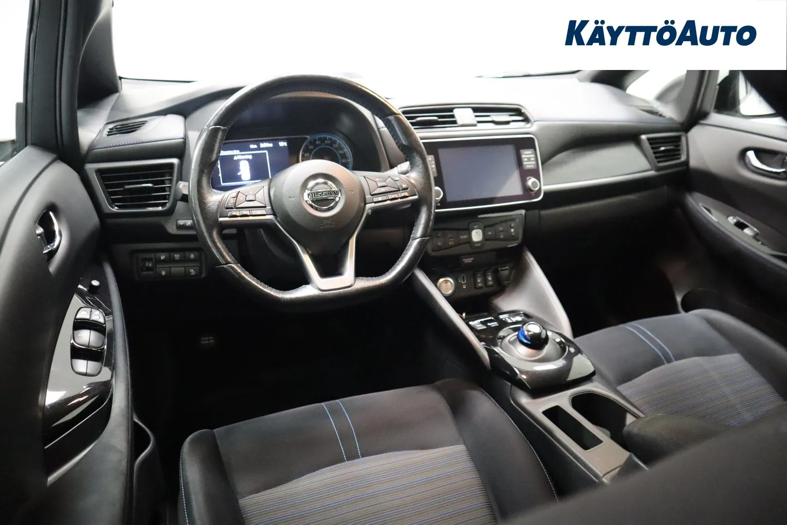 NISSAN Leaf FPP-974 carousel image