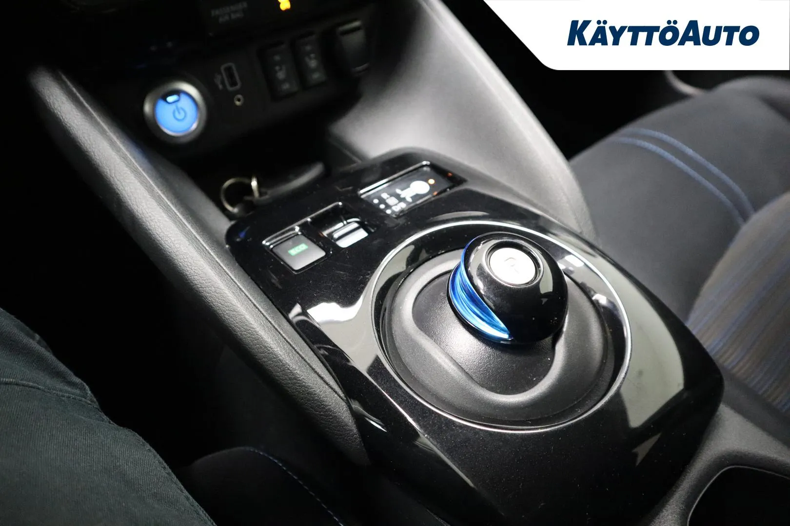 NISSAN Leaf FPP-974 carousel image