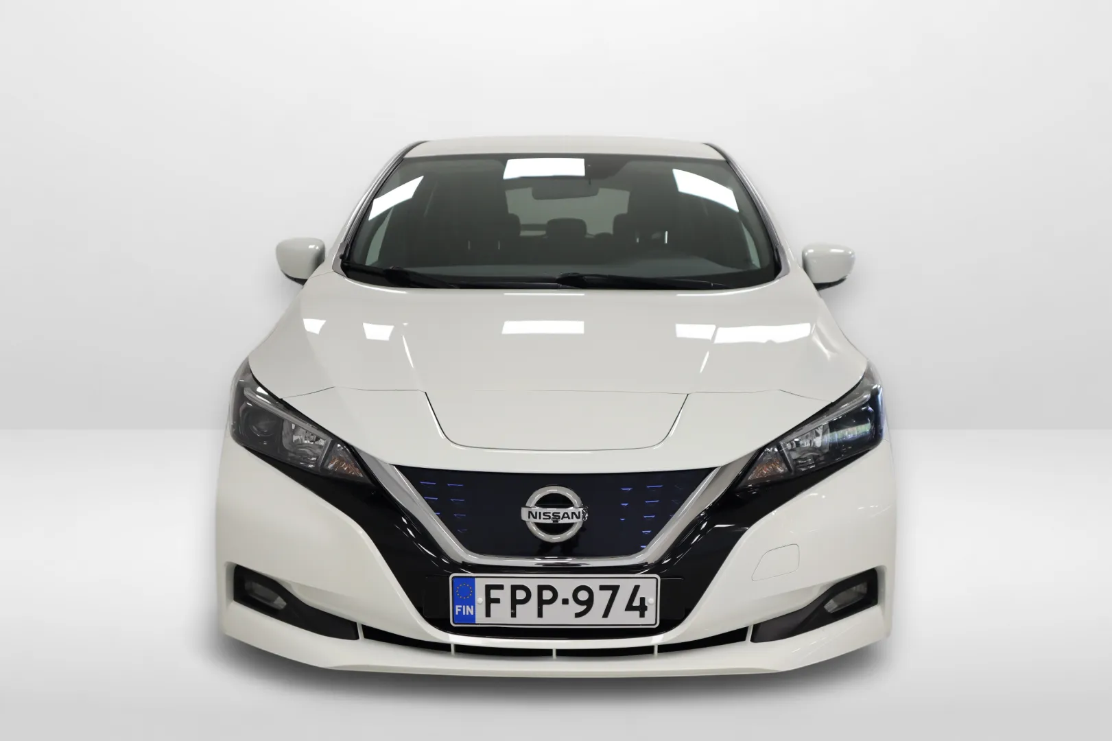 NISSAN Leaf FPP-974 carousel image