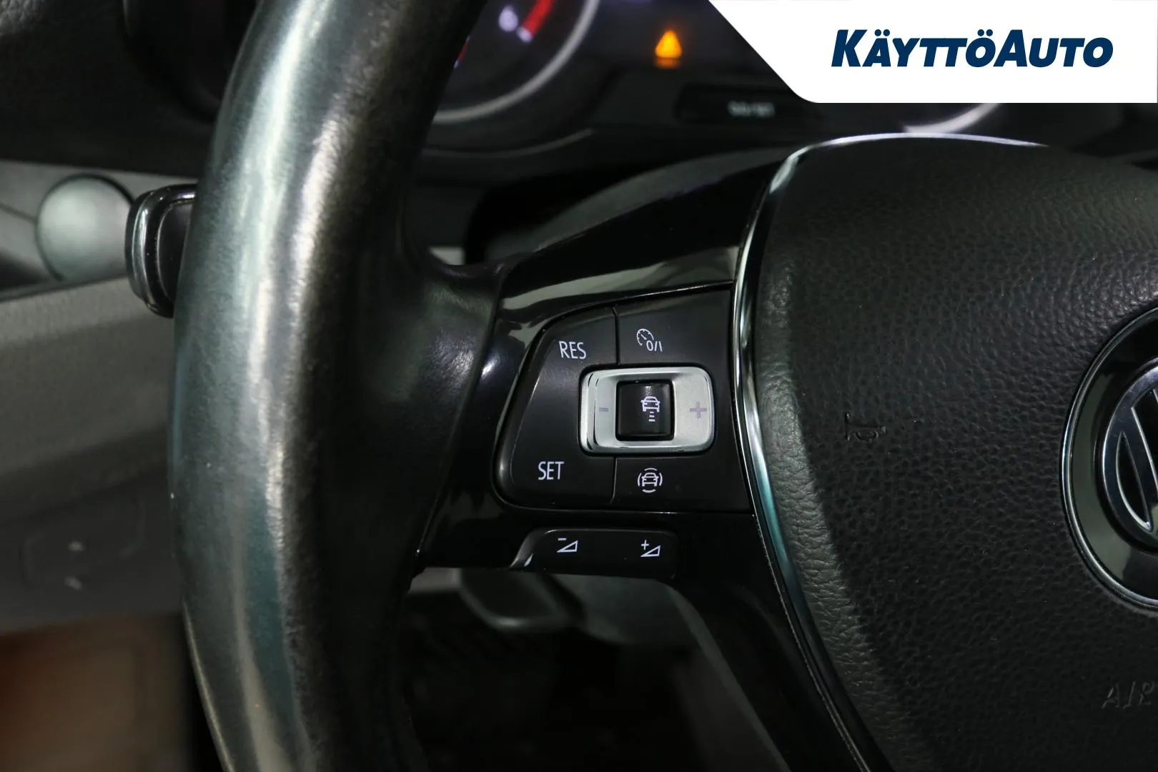 Volkswagen Crafter XPB-533 carousel image