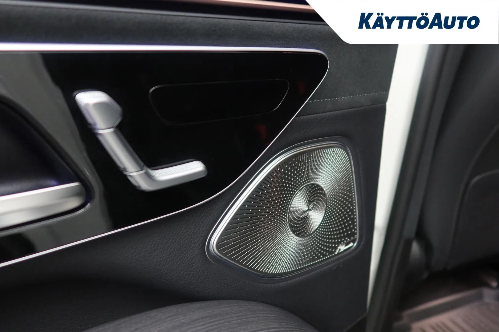 MERCEDES-BENZ EQS SUV OZY-987 carousel image