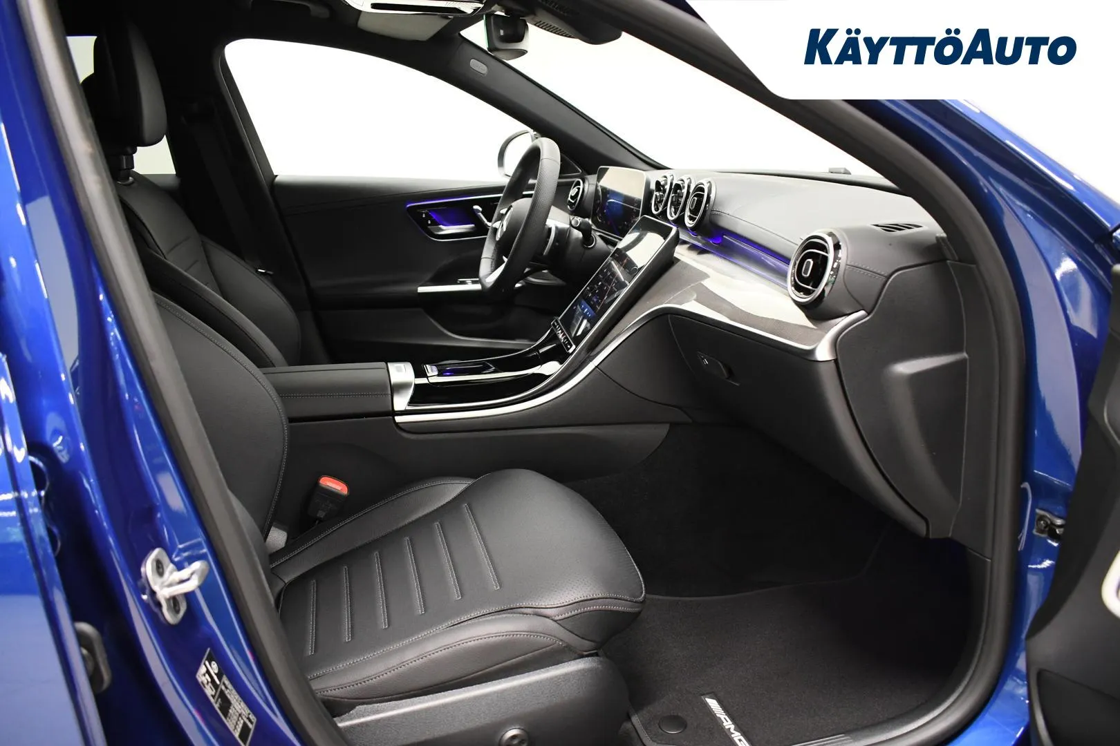 Mercedes-Benz C JNL-966 carousel image