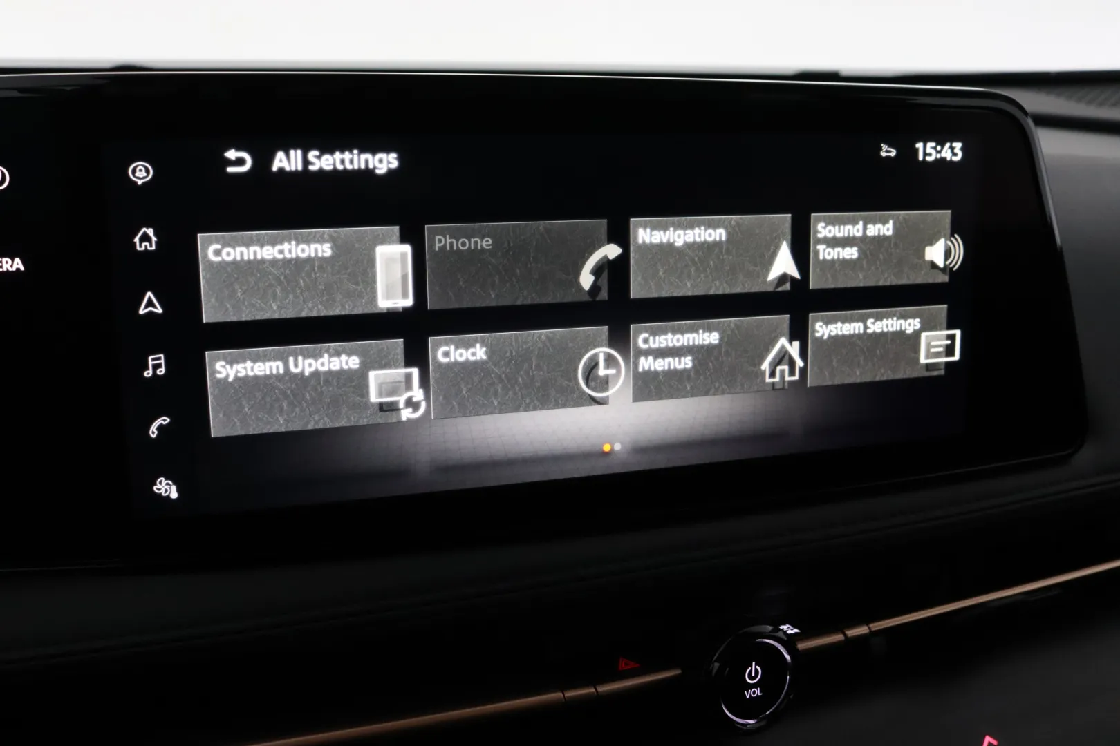 NISSAN Ariya FRG-100 carousel image