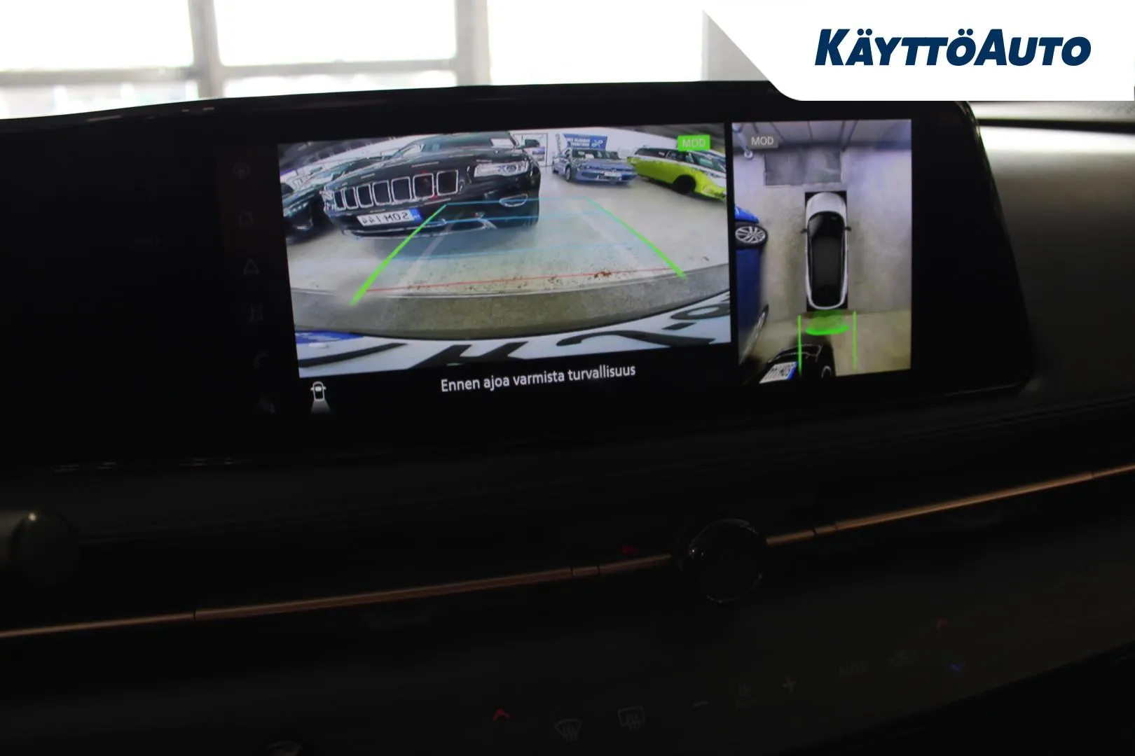 NISSAN Ariya IRJ-642 carousel image