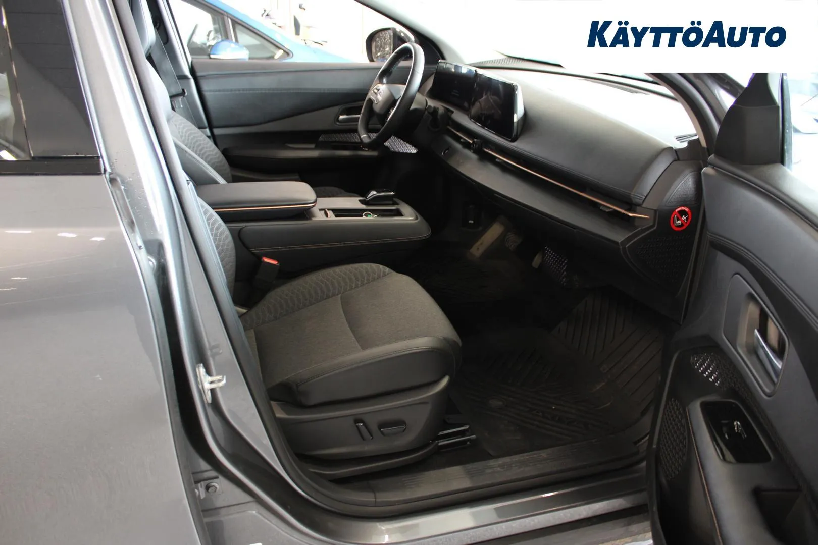 NISSAN Ariya IRJ-642 carousel image