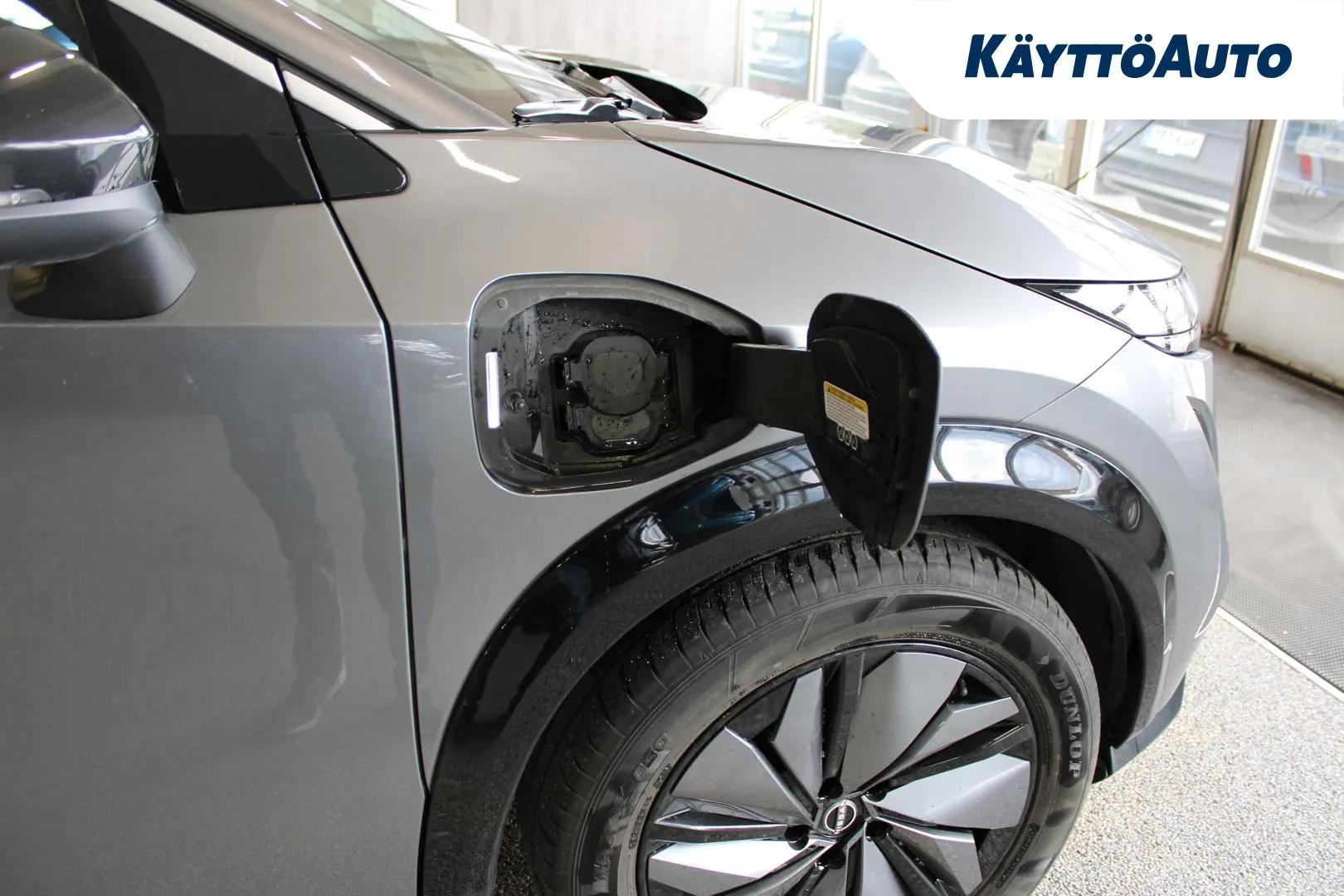 NISSAN Ariya IRJ-642 carousel image