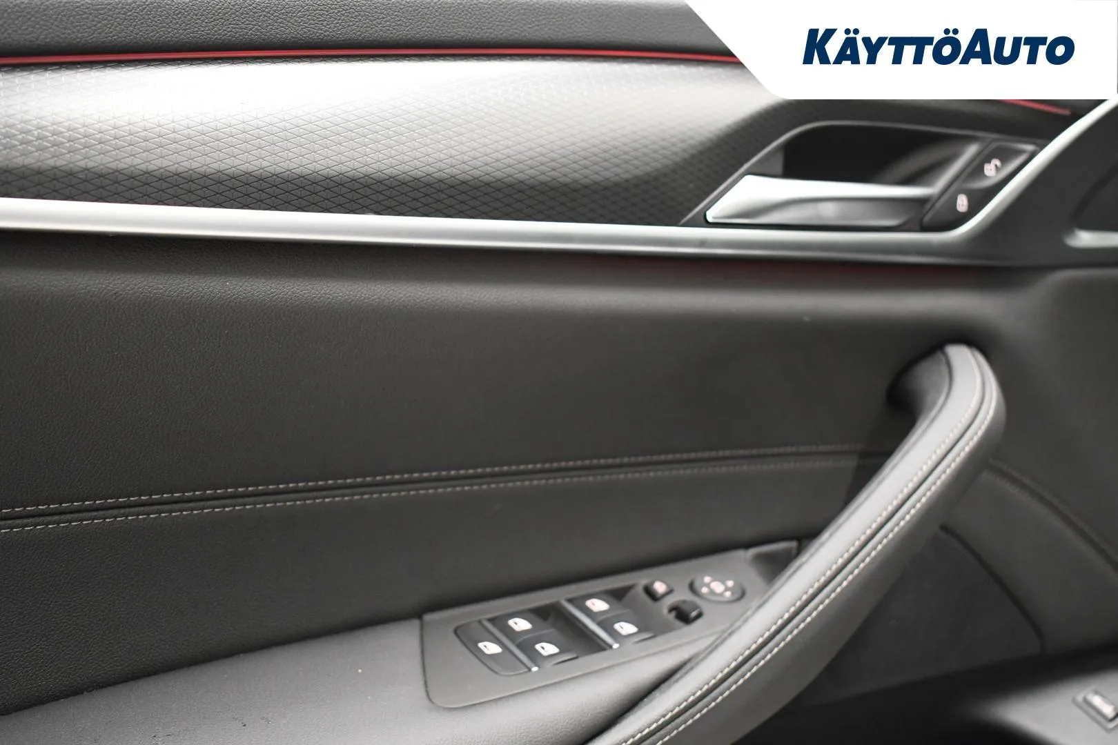 BMW 545 SPT-424 carousel image