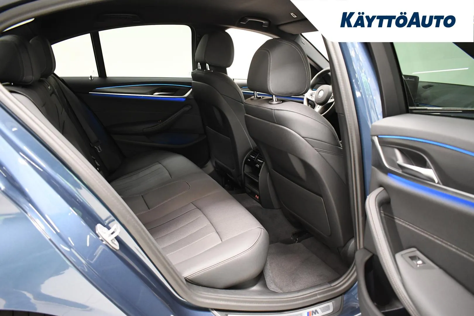 BMW 545 SPT-424 carousel image