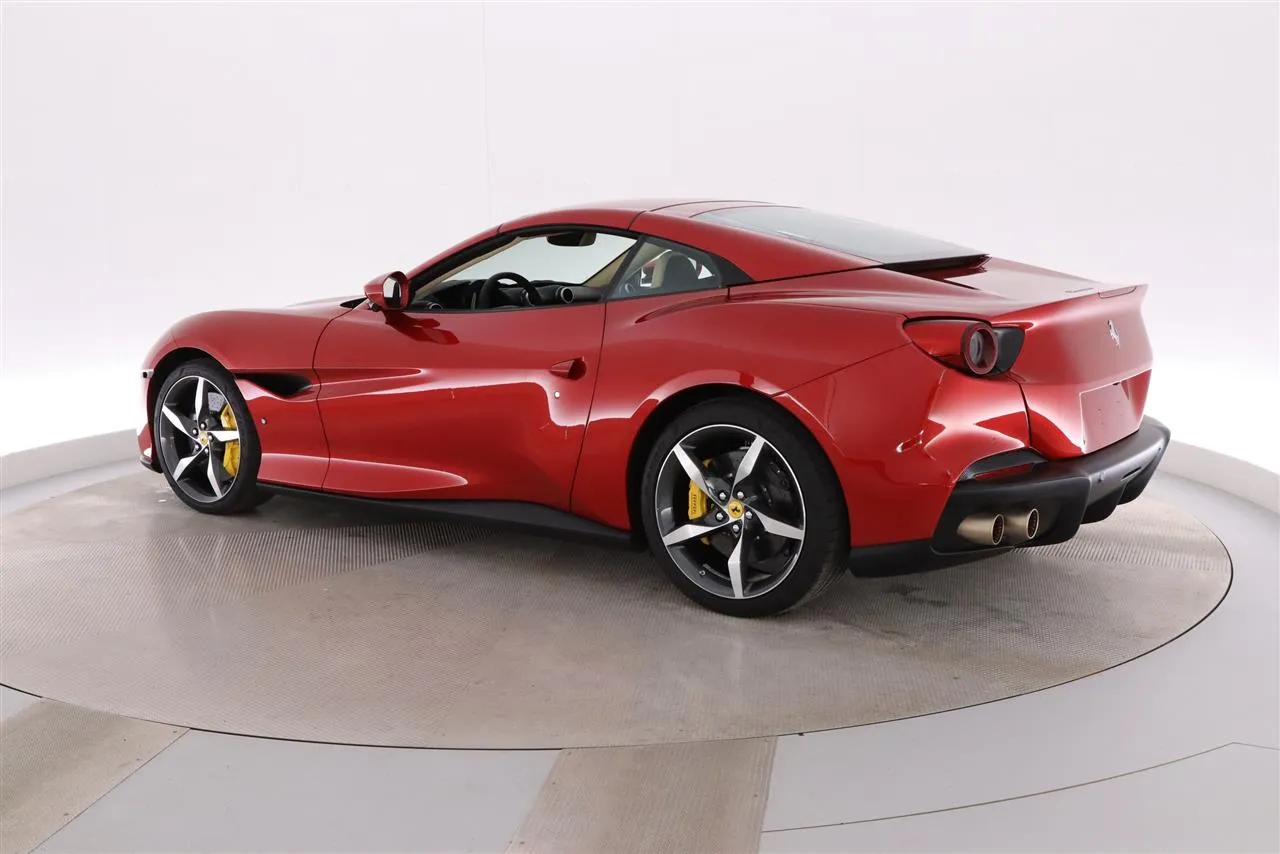 Ferrari Portofino M FUN-620 carousel image