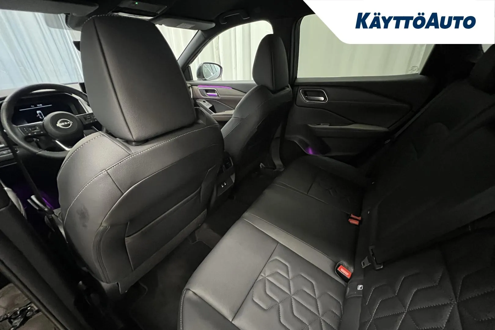 Nissan Qashqai KVV-393 carousel image