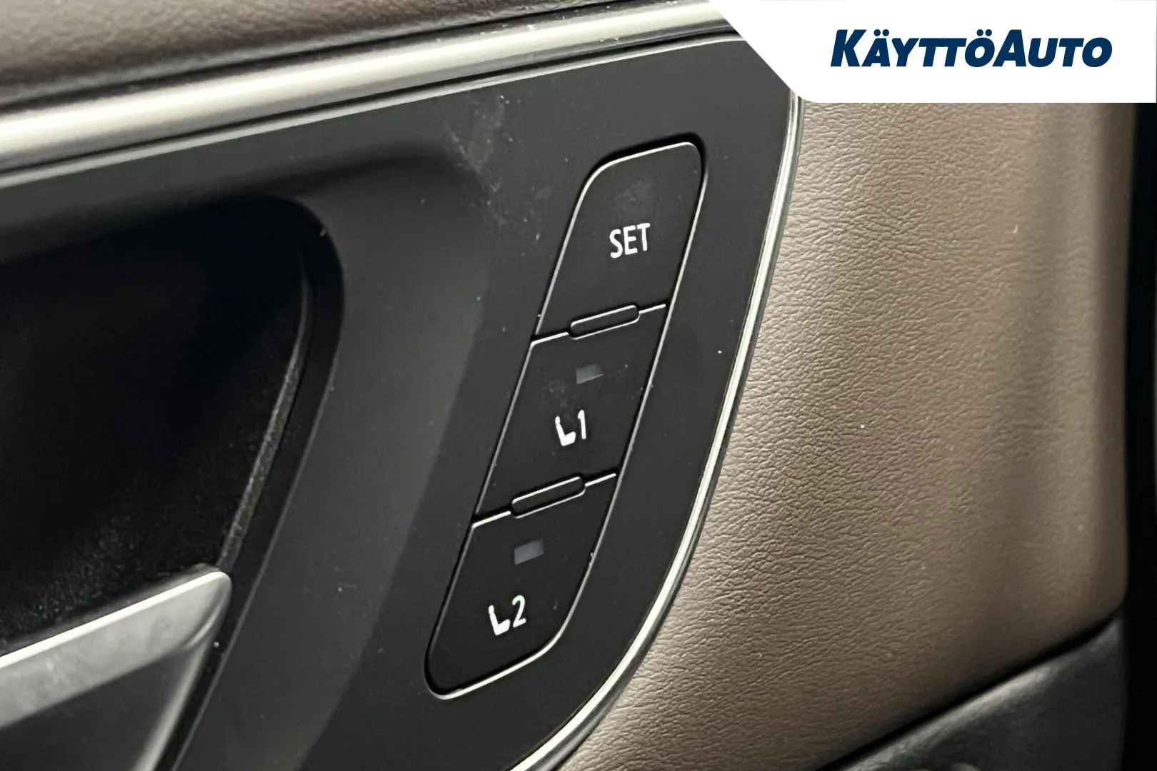 Nissan Qashqai KVV-393 carousel image