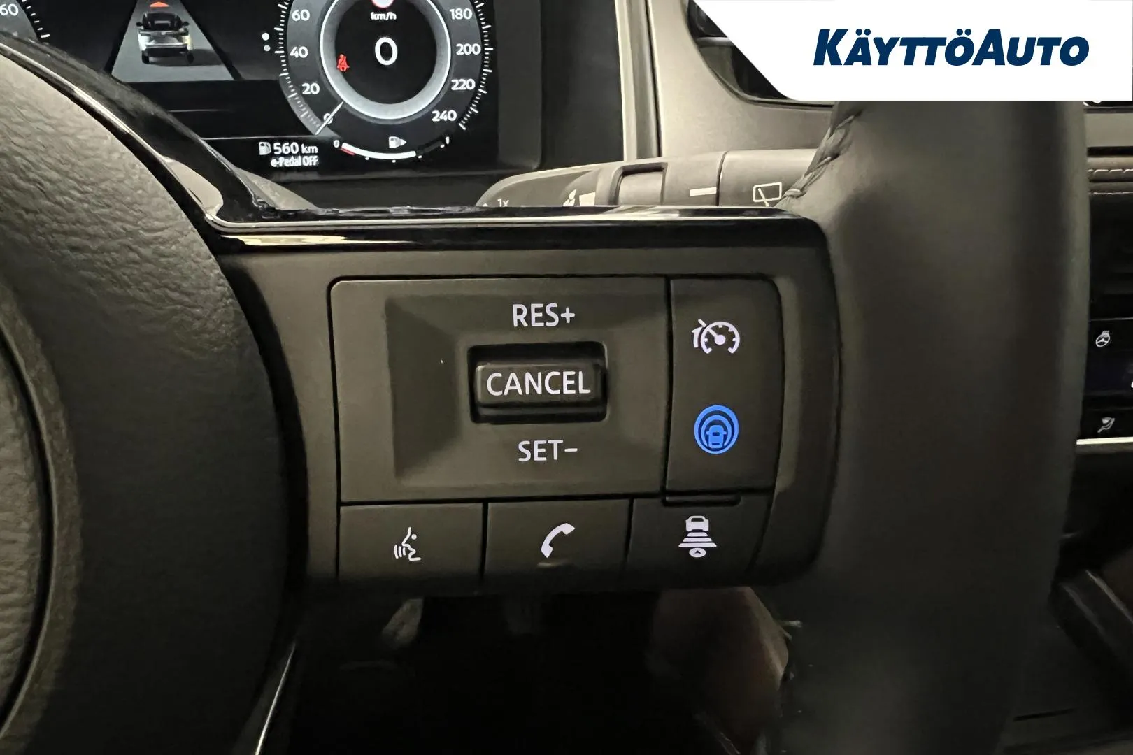 Nissan Qashqai KVV-393 carousel image