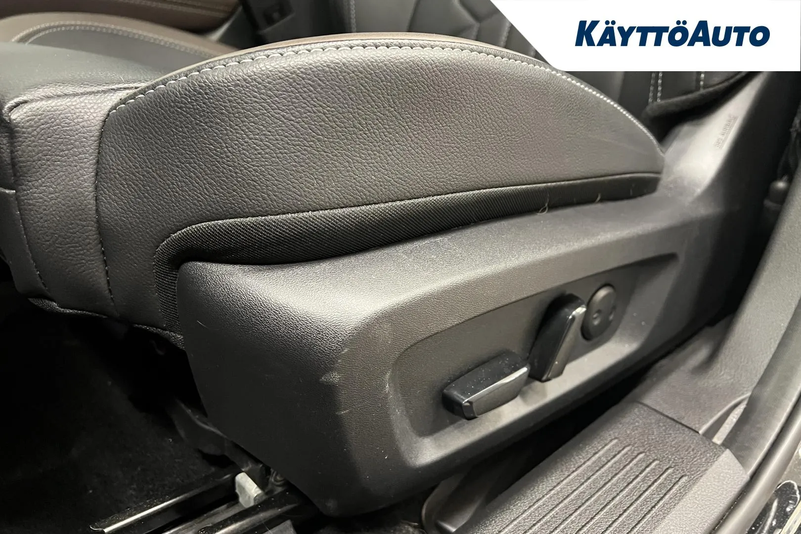 Nissan Qashqai KVV-393 carousel image