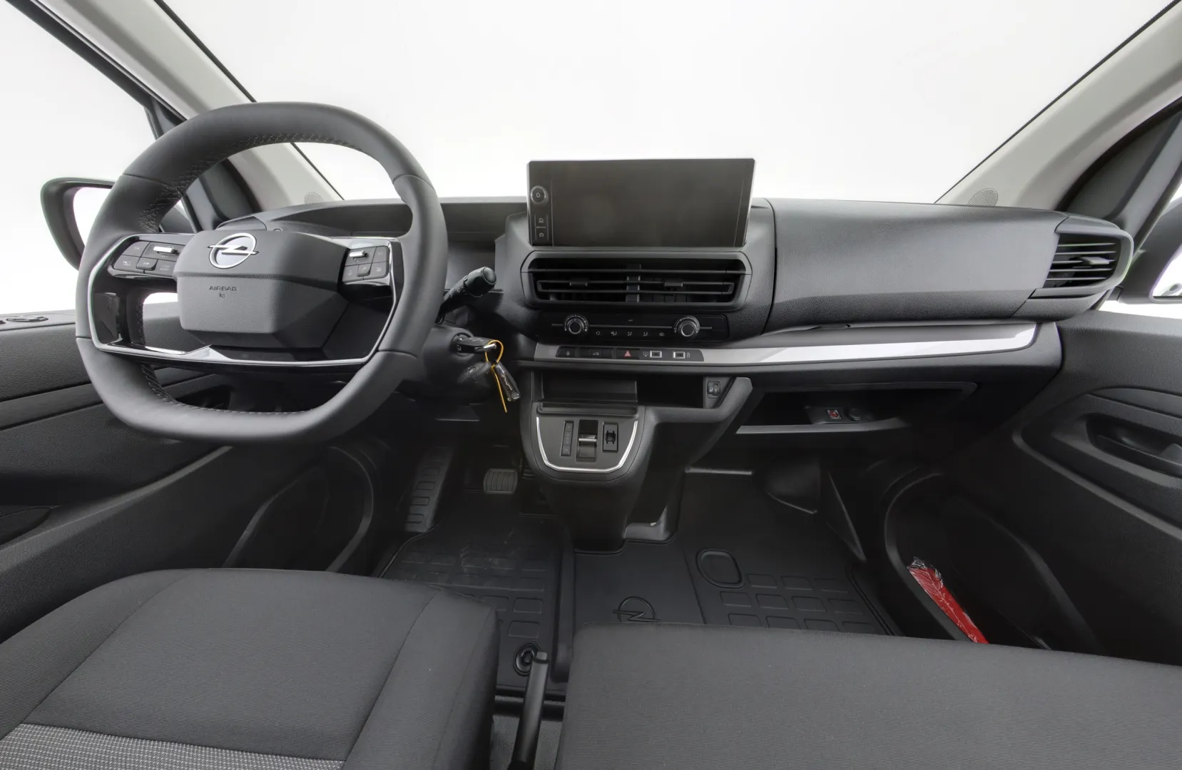 Opel Vivaro GPU-832 carousel image