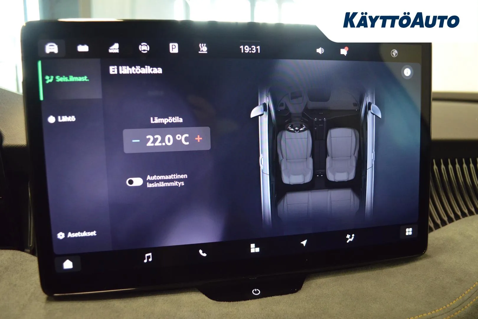 Skoda Superb JNP-704 carousel image