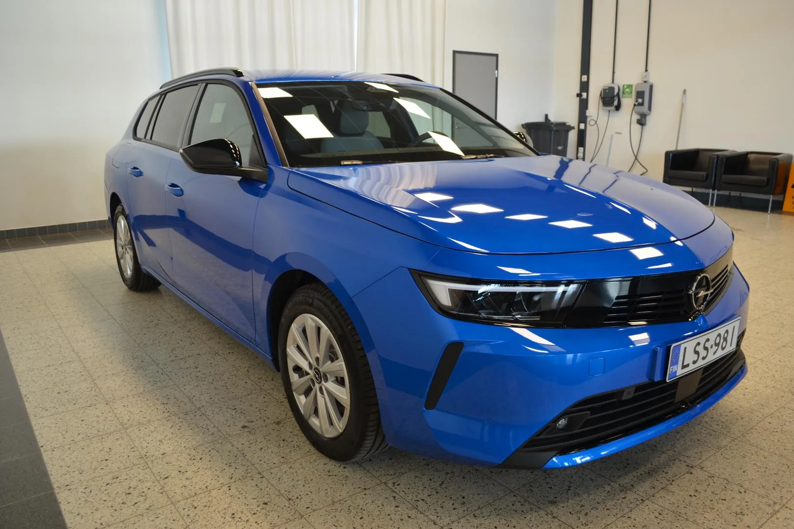 Opel Astra LSS-981 carousel image