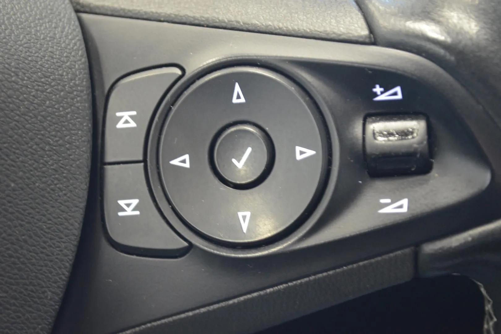 OPEL Astra RUO-492 carousel image