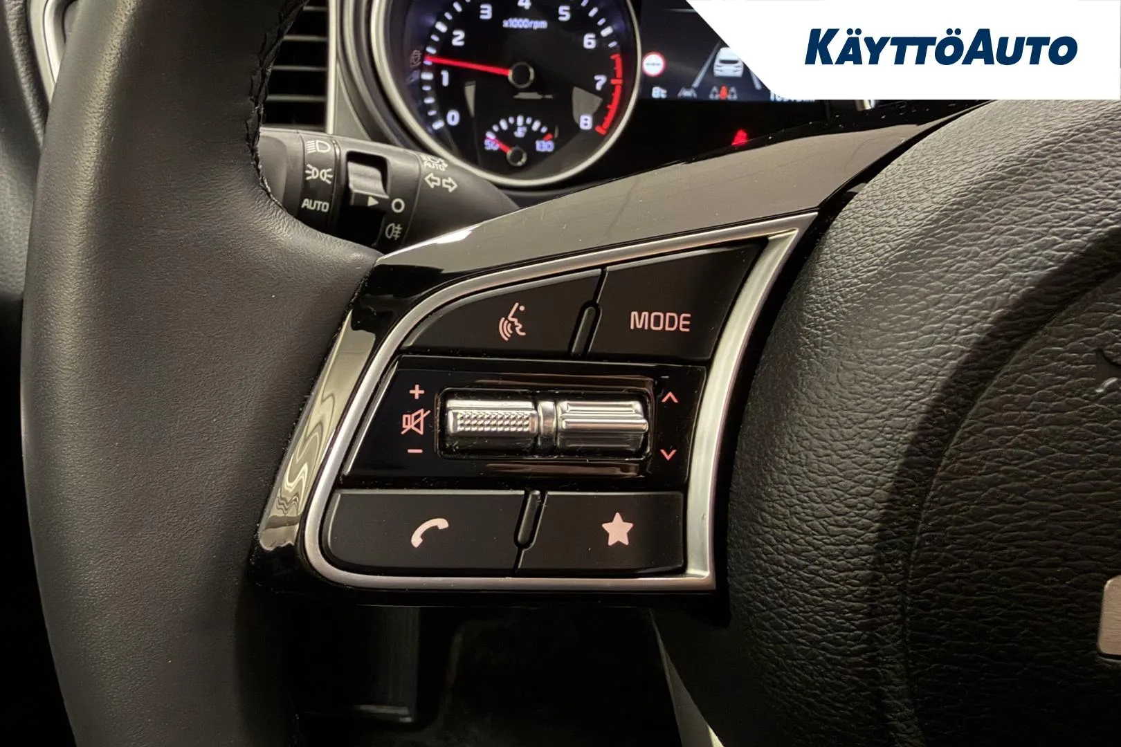 KIA Ceed JNP-890 carousel image