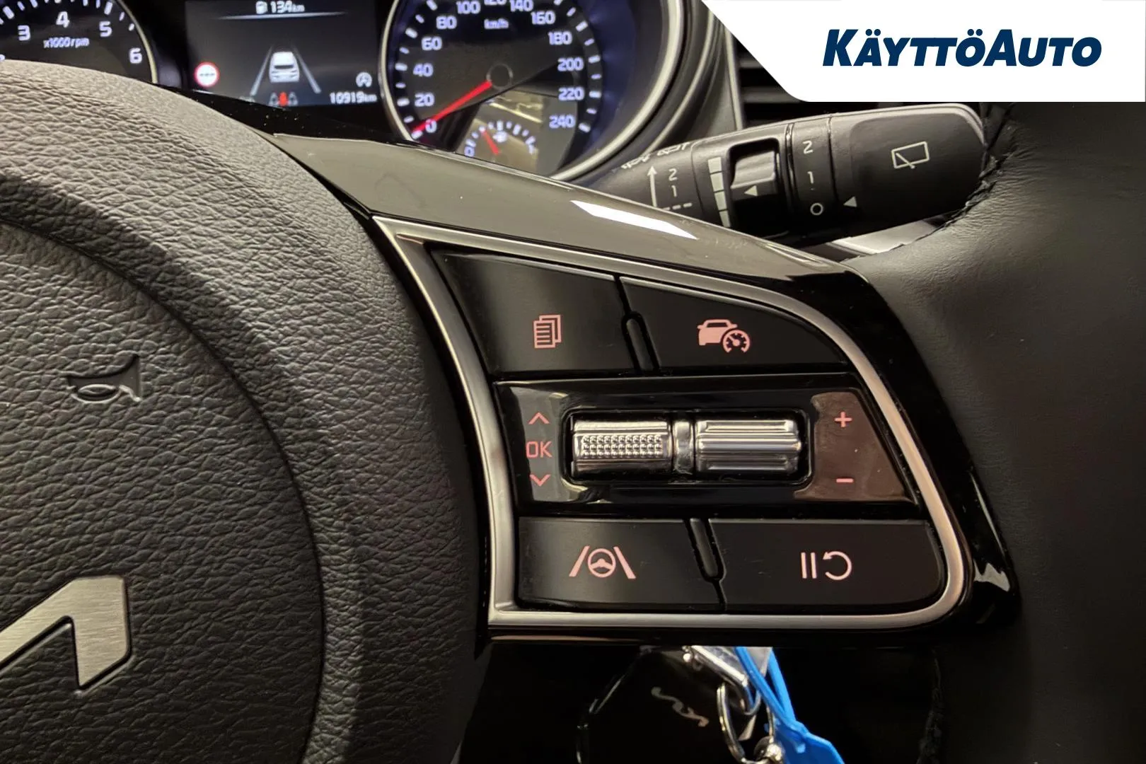 KIA Ceed JNP-890 carousel image