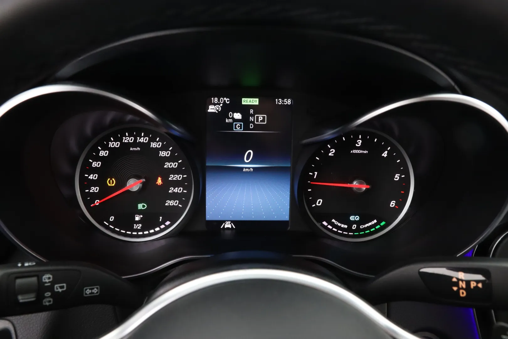 MERCEDES-BENZ GLC FRI-194 carousel image