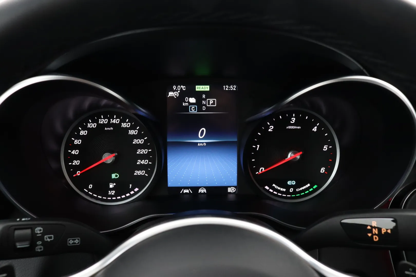 MERCEDES-BENZ GLC FRI-194 carousel image