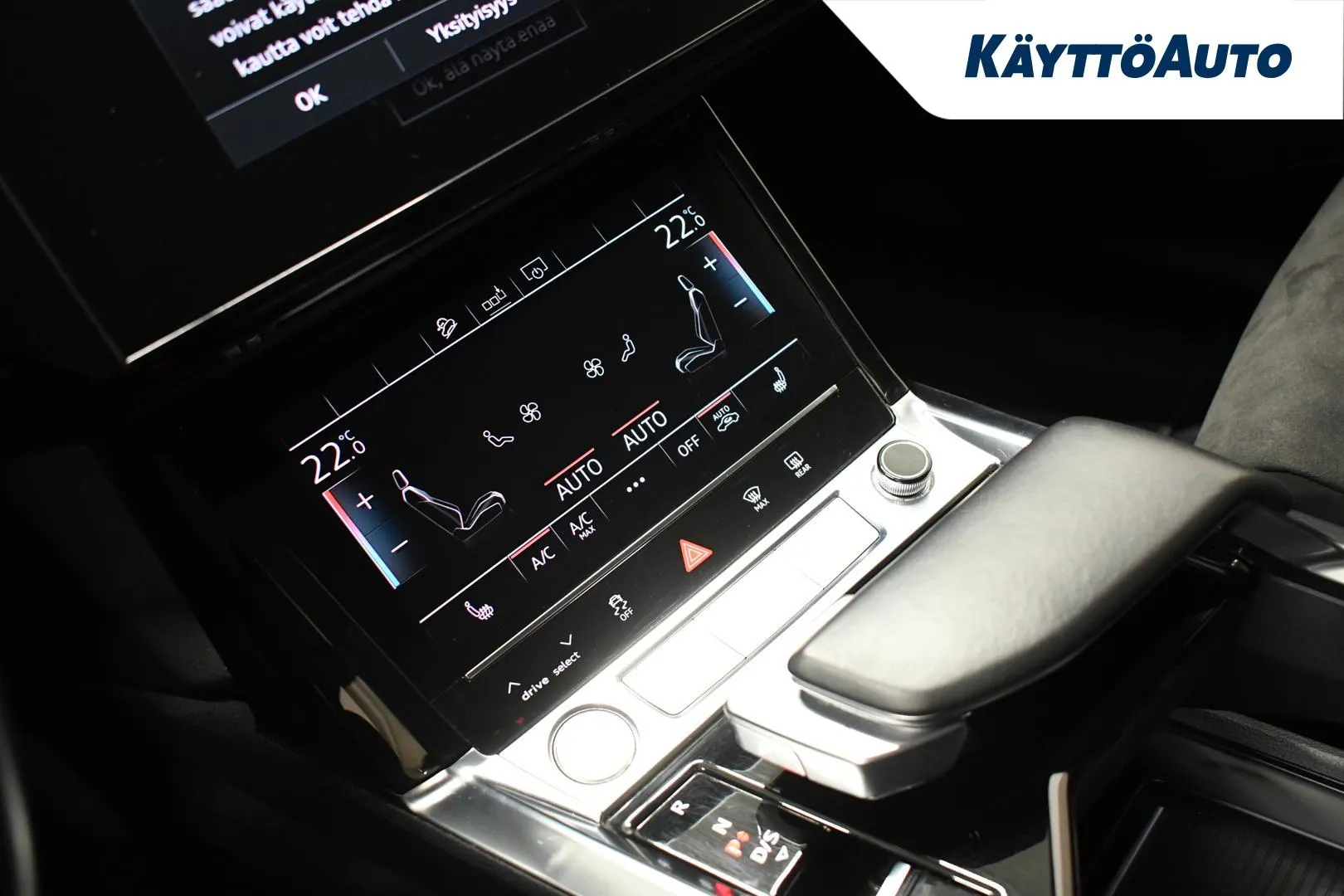 AUDI e-tron XRH-933 carousel image