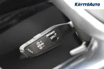 AUDI e-tron XRH-933 carousel thumbs