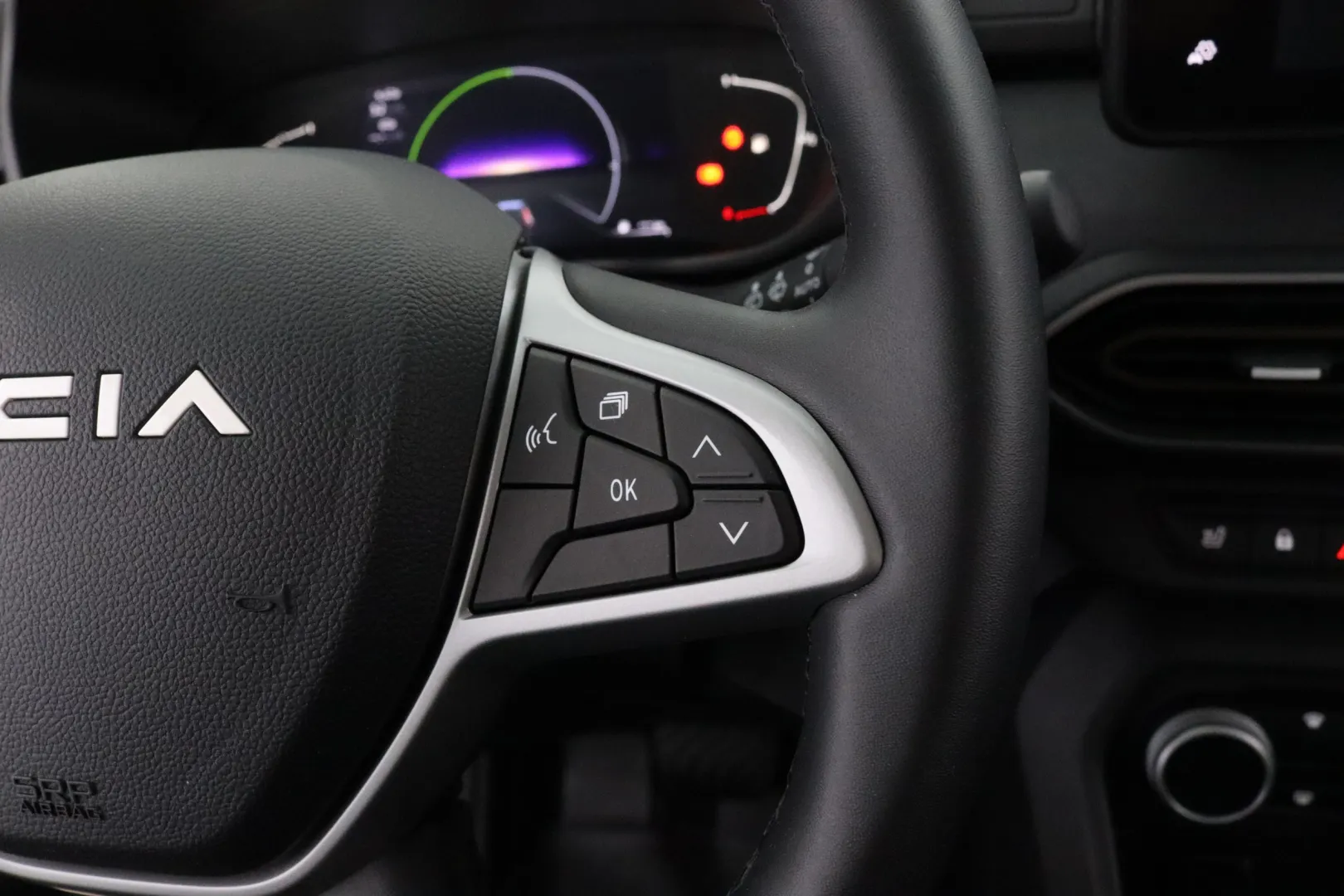 DACIA Jogger MPE-141 carousel image