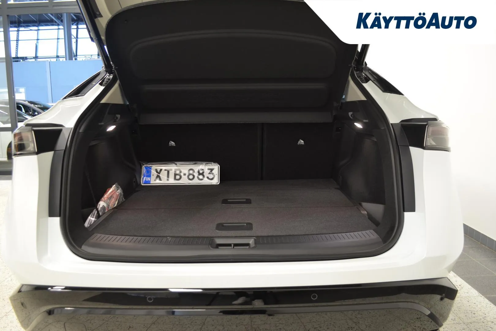 Nissan Ariya XTB-883 carousel image