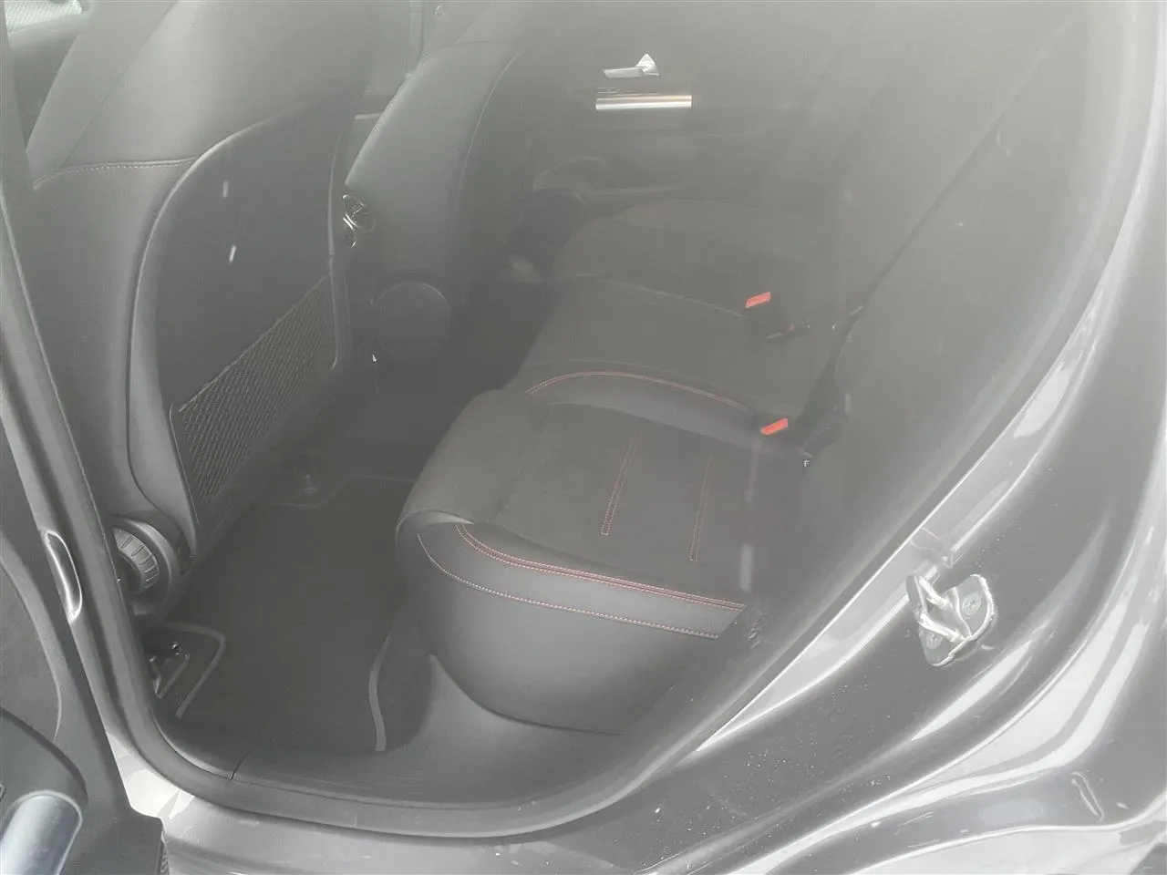 MERCEDES-BENZ EQA EVL-364 carousel image