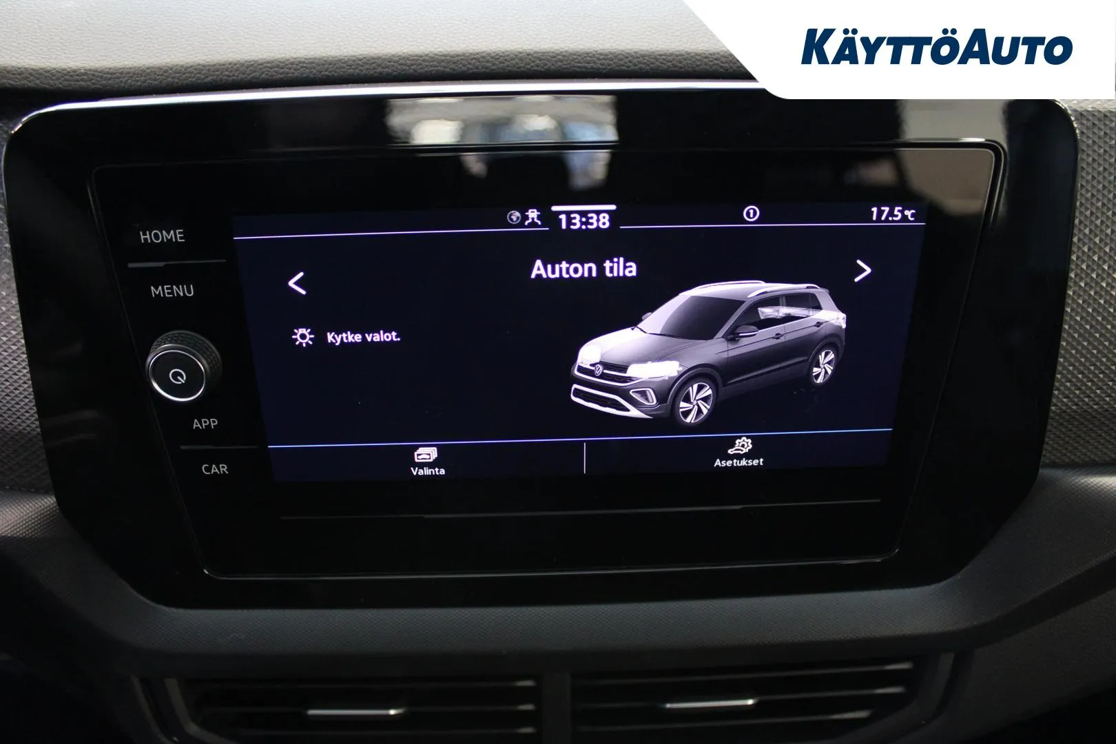 VOLKSWAGEN T-Cross FRU-387 carousel image