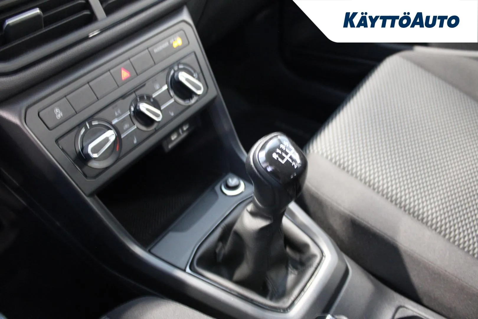 VOLKSWAGEN T-Cross FRU-387 carousel image