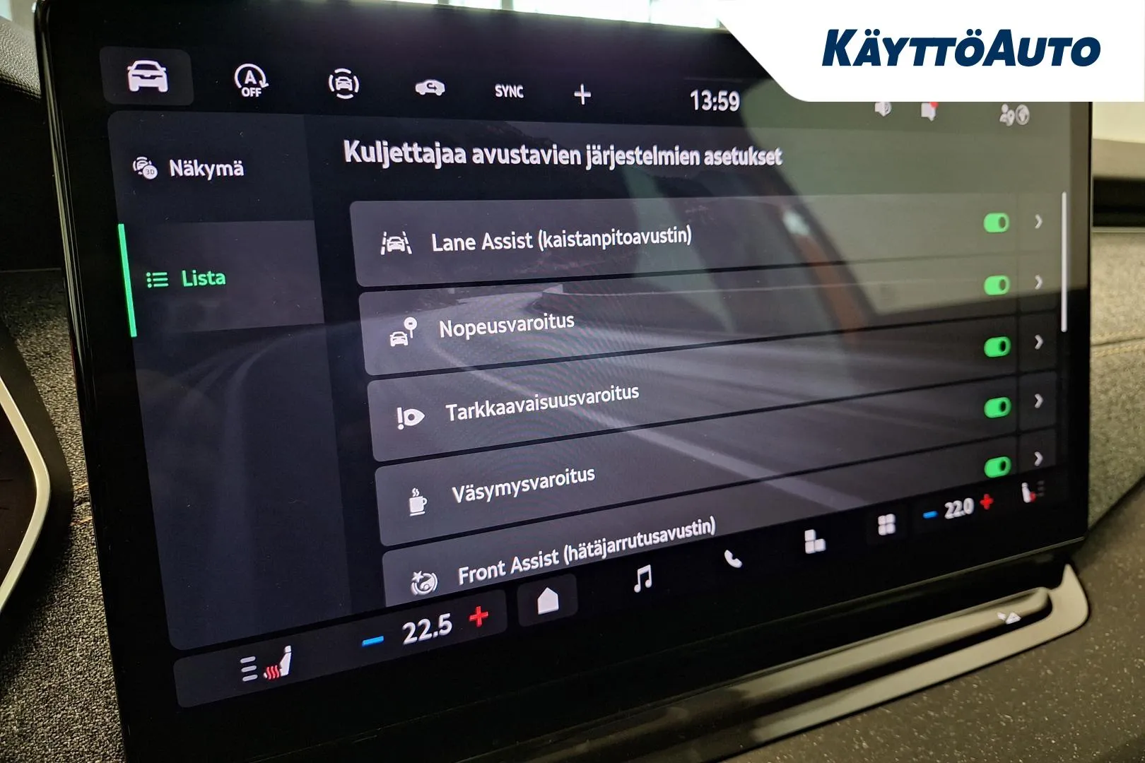 Skoda Octavia NNZ-857 carousel image