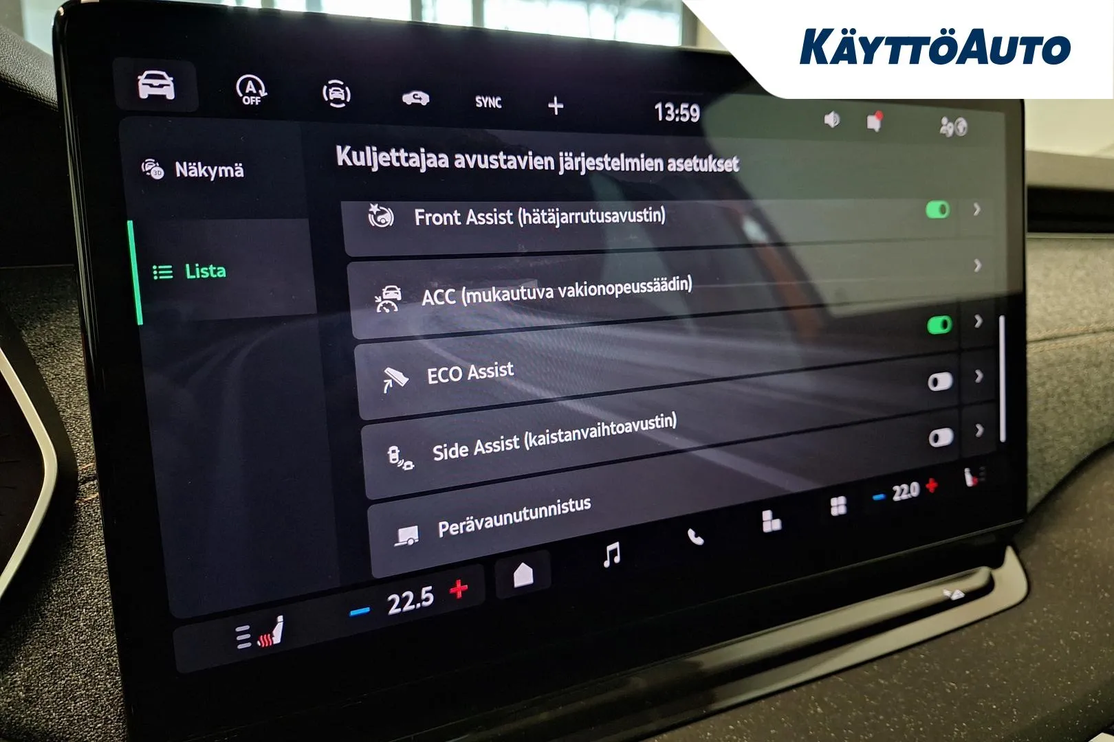 Skoda Octavia NNZ-857 carousel image