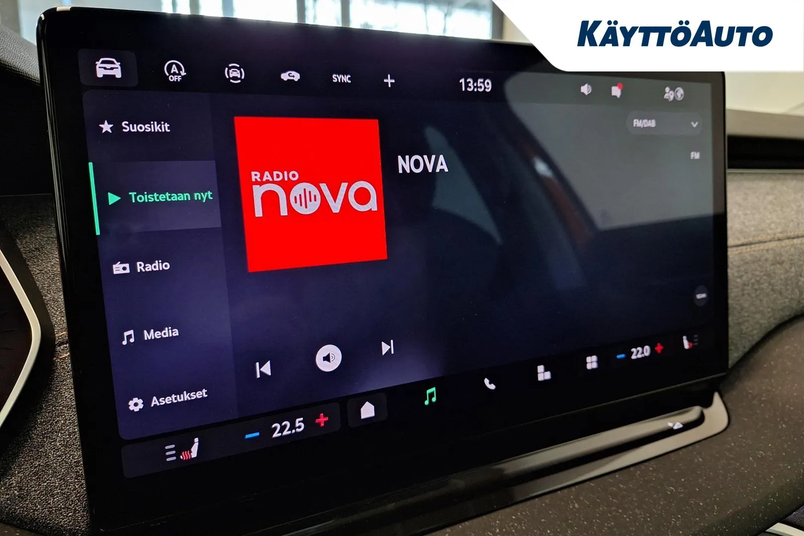 Skoda Octavia NNZ-857 carousel image