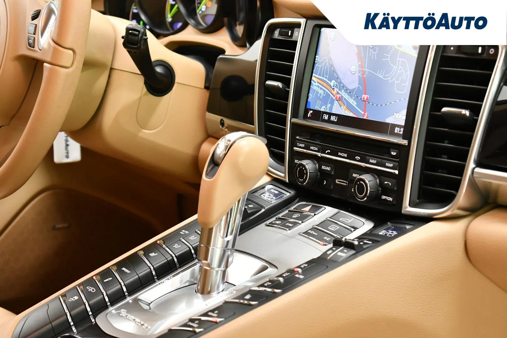 PORSCHE Panamera YIO-288 carousel image