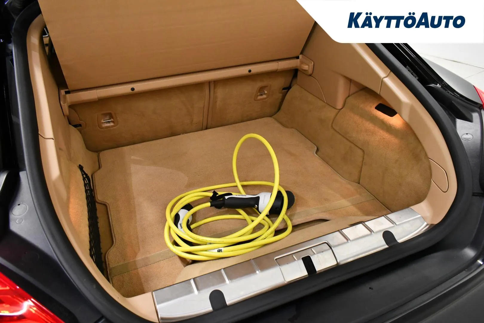 PORSCHE Panamera YIO-288 carousel image