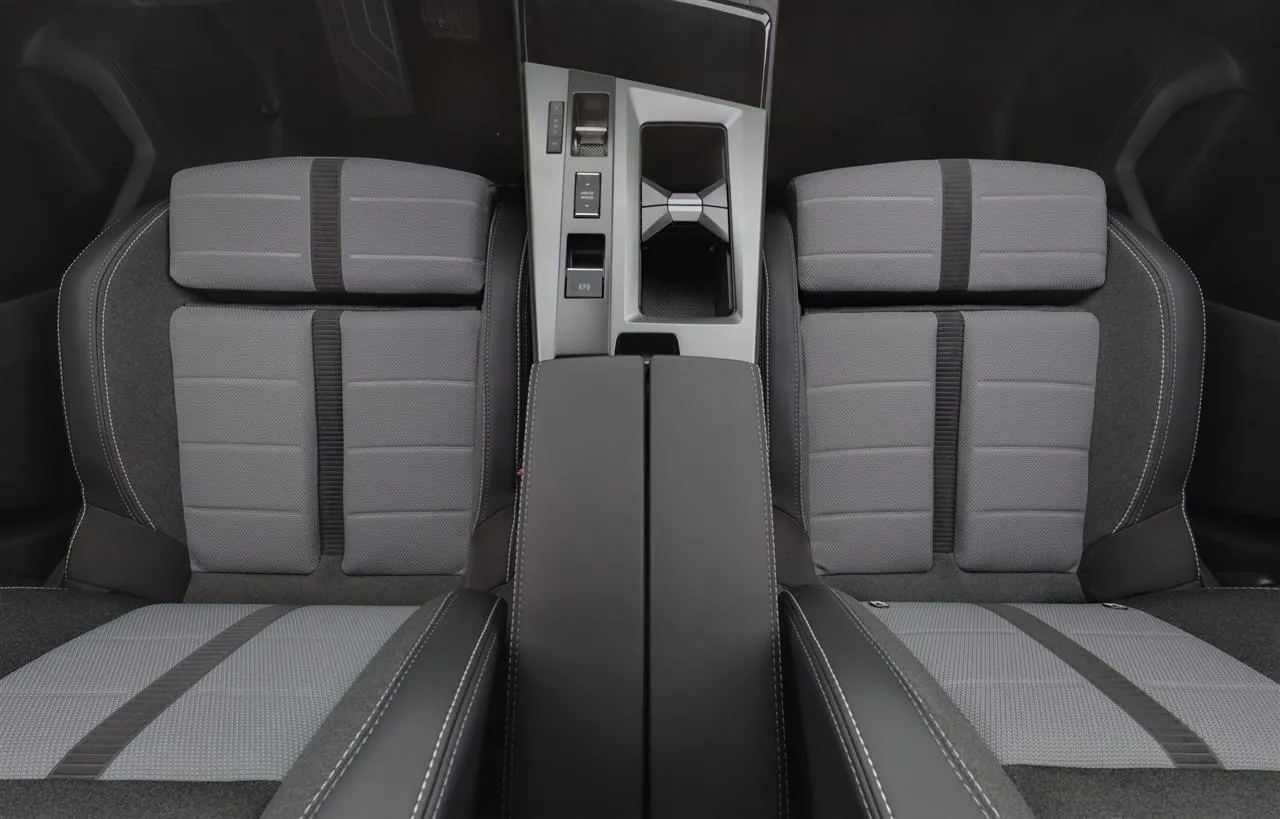 Opel Grandland JNS-439 carousel image