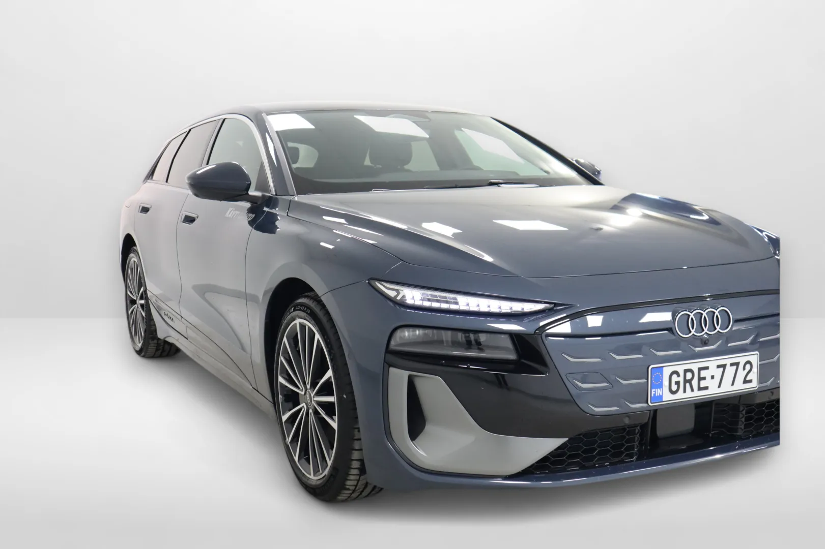 Audi A6 e-tron GRE-772 carousel image